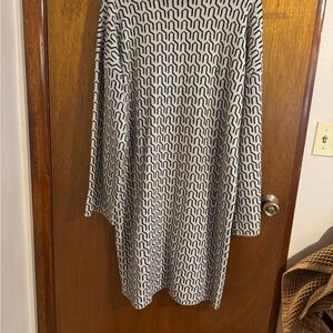 Vero Moda Black and White Sheath Dress with Dolman Sleeves